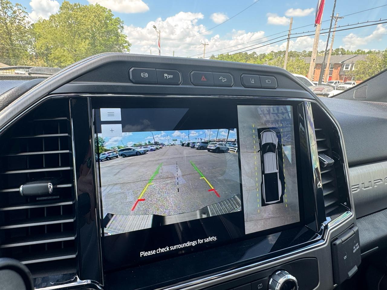 Ford Super Duty F-450 DRW Platinum 4WD Crew Cab 8' Box 2022