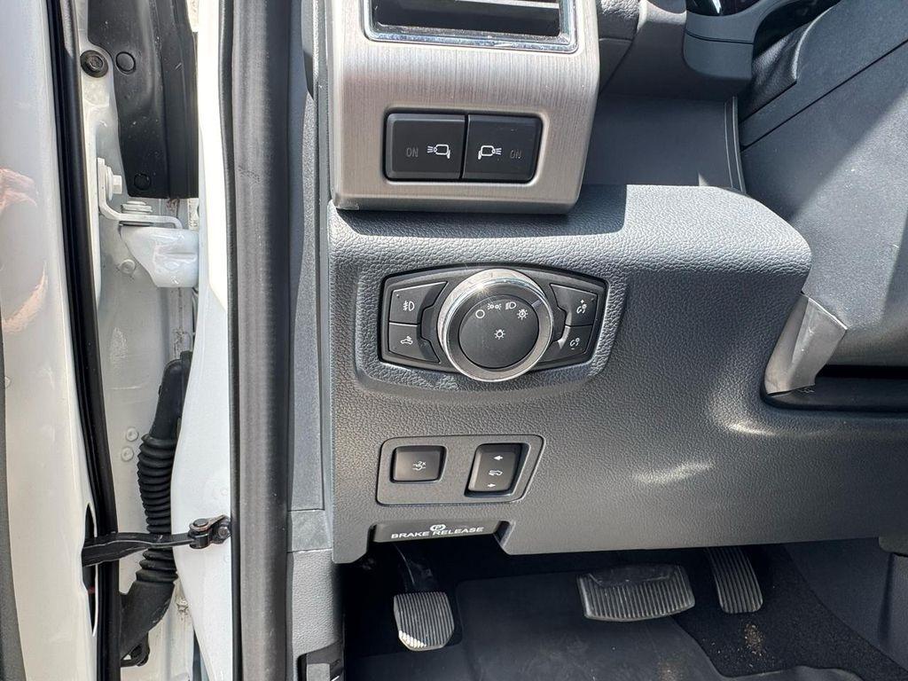 Ford Super Duty F-450 DRW Platinum 4WD Crew Cab 8' Box 2022