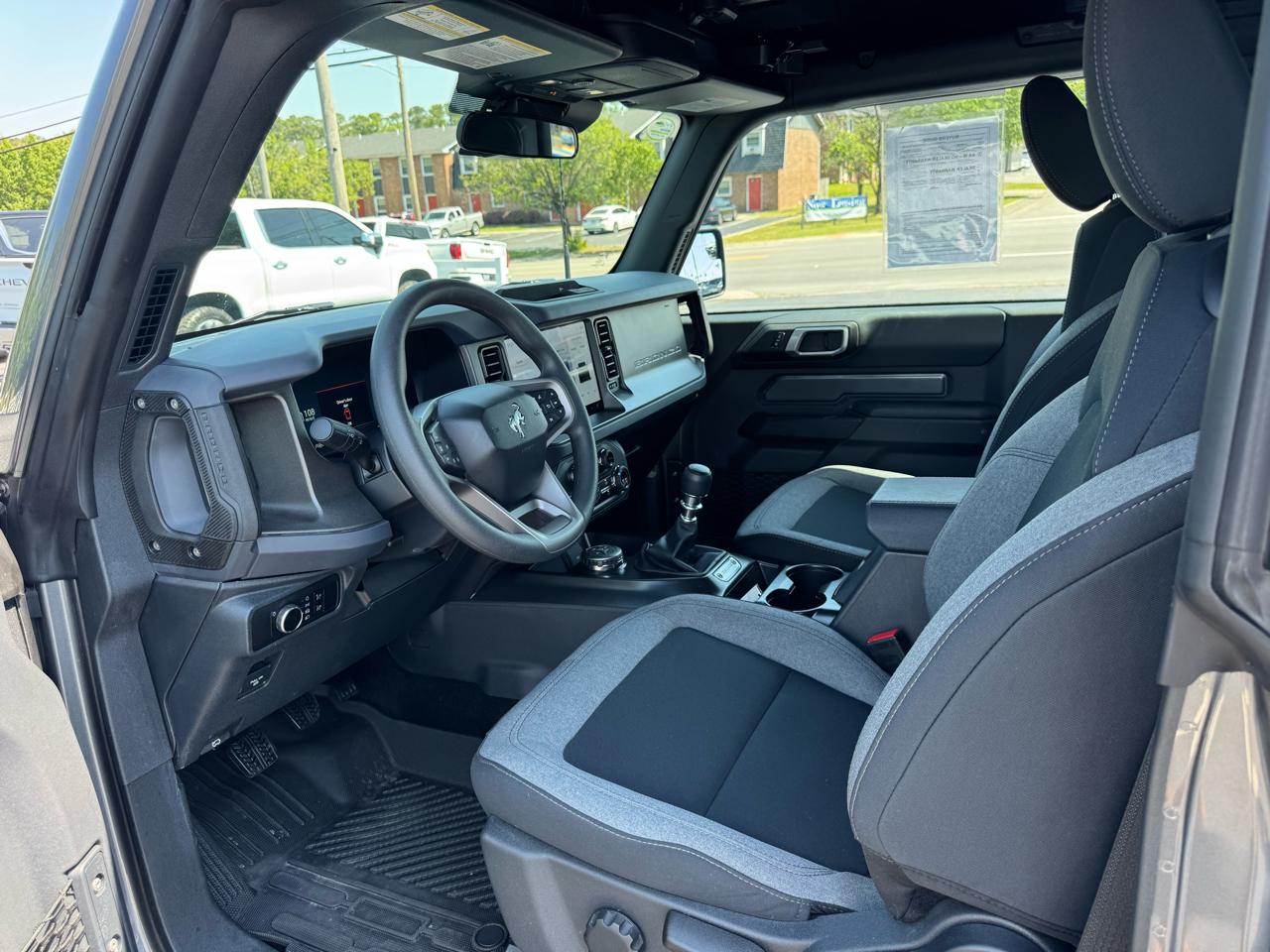 Ford Bronco Base 2 Door 4x4 2025