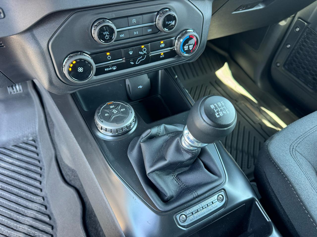 Ford Bronco Base 2 Door 4x4 2025