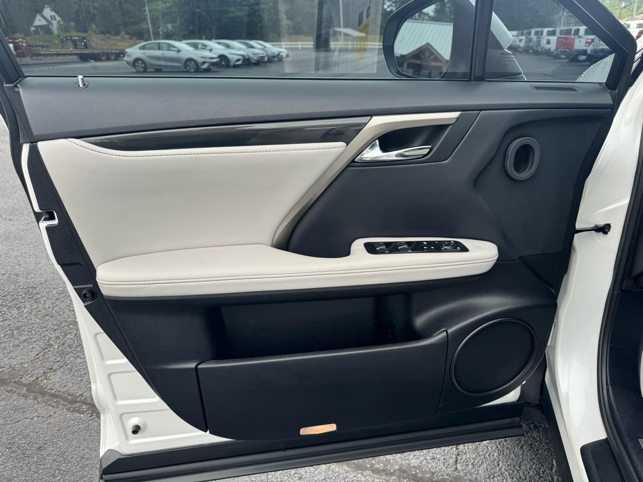 Lexus RX RX 350 FWD 2020