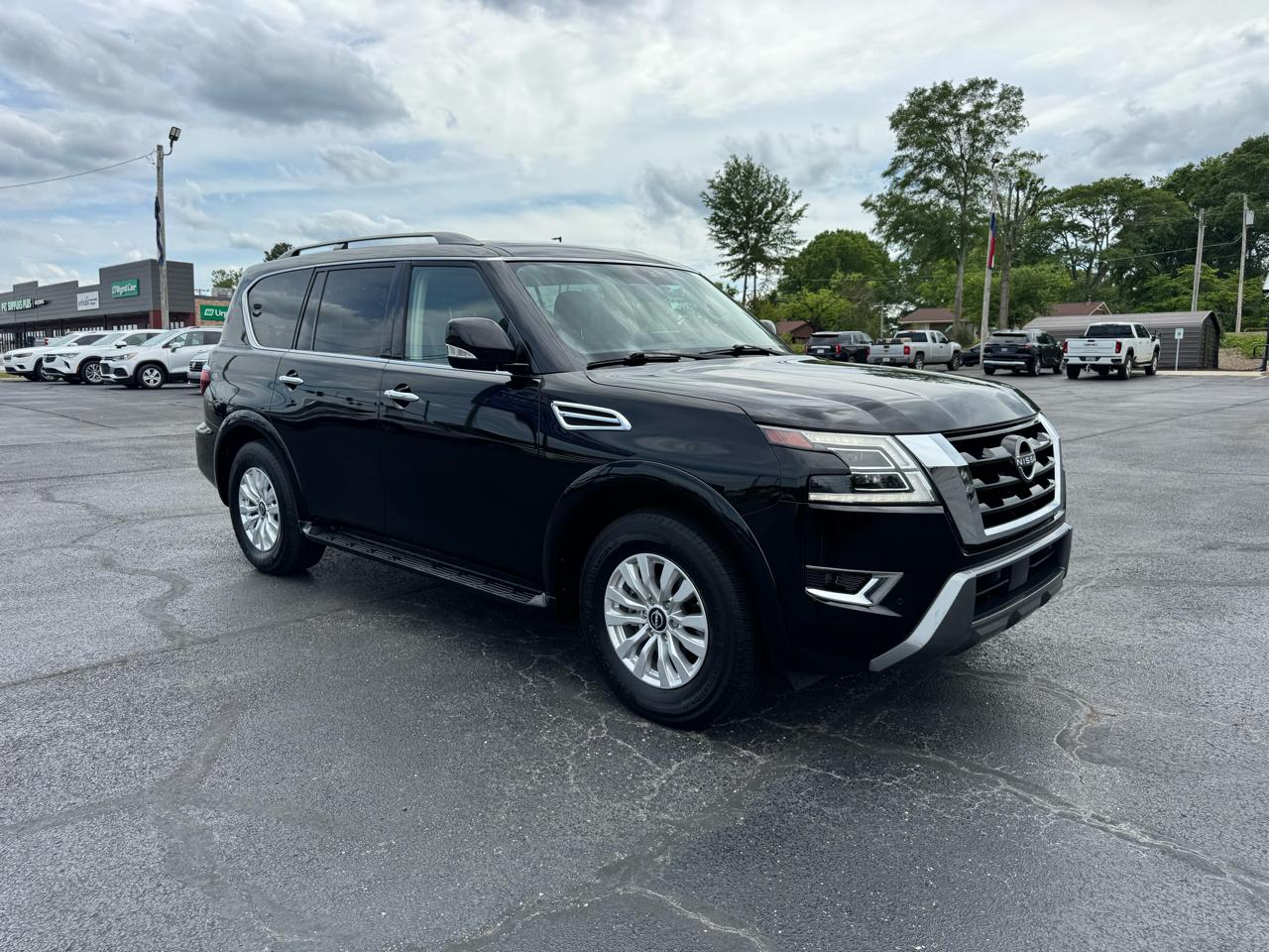 Nissan Armada 4x2 SV 2023