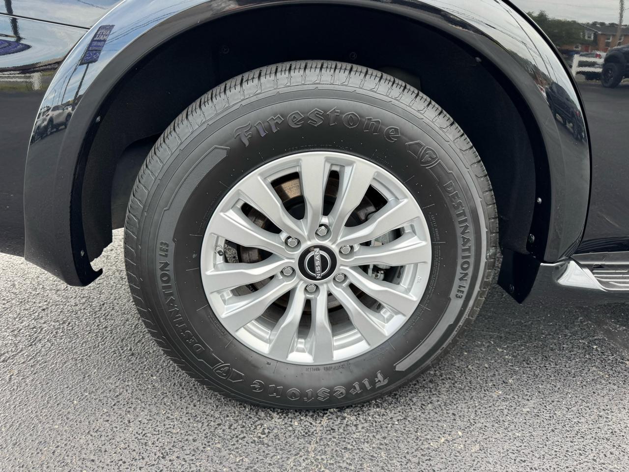 Nissan Armada 4x2 SV 2023