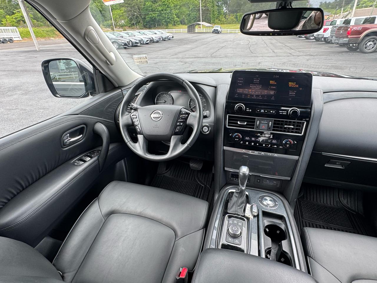 Nissan Armada 4x2 SV 2023
