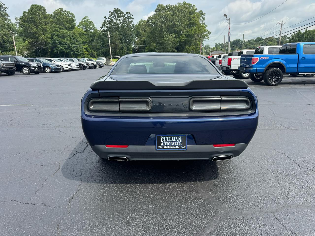 Dodge Challenger 2dr Cpe SXT 2016