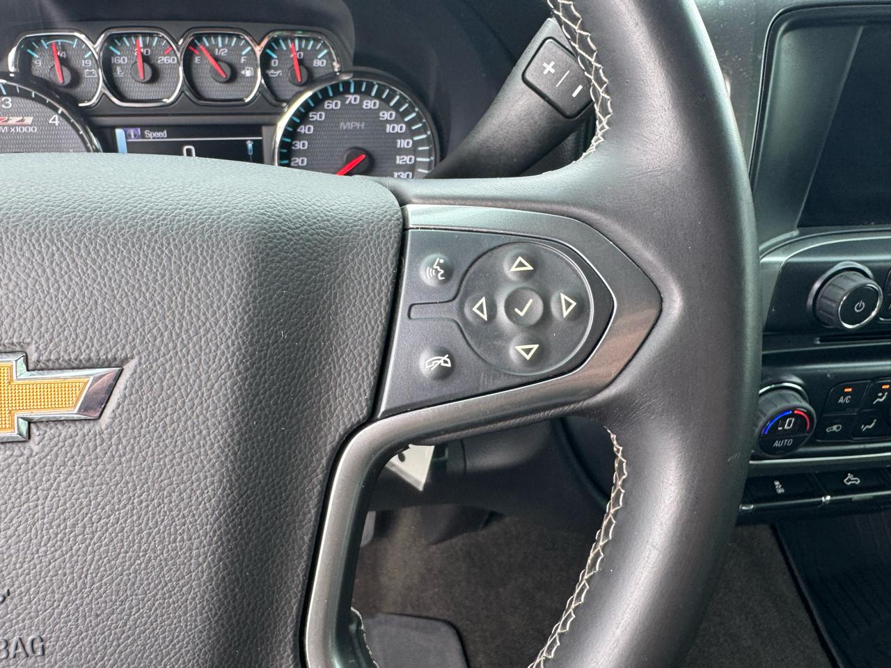 Chevrolet Silverado 1500 4WD Crew Cab 143.5" LT w/2LT 2014