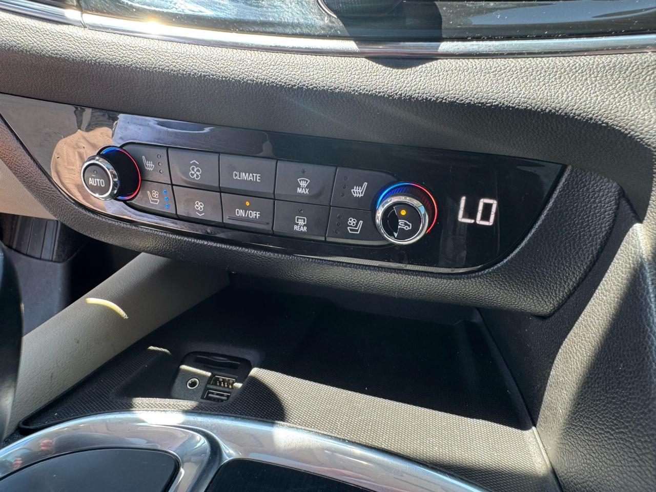 Buick Enclave FWD 4dr Premium 2020