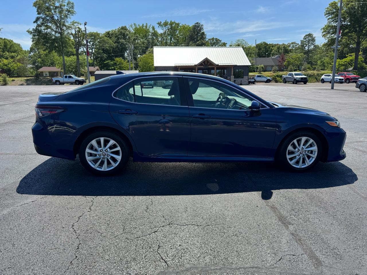 Toyota Camry LE Auto (Natl) 2023