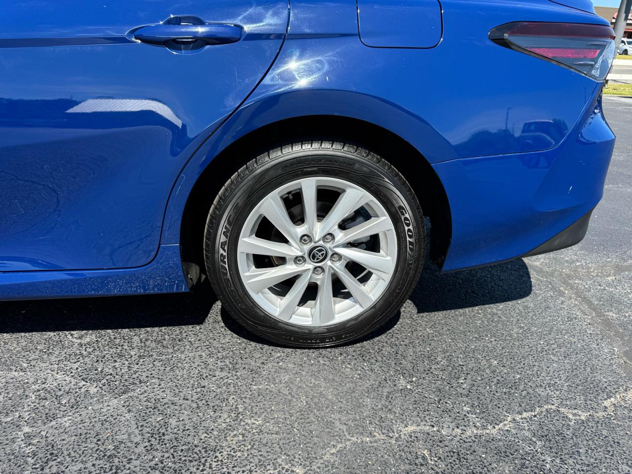 Toyota Camry LE Auto (Natl) 2023