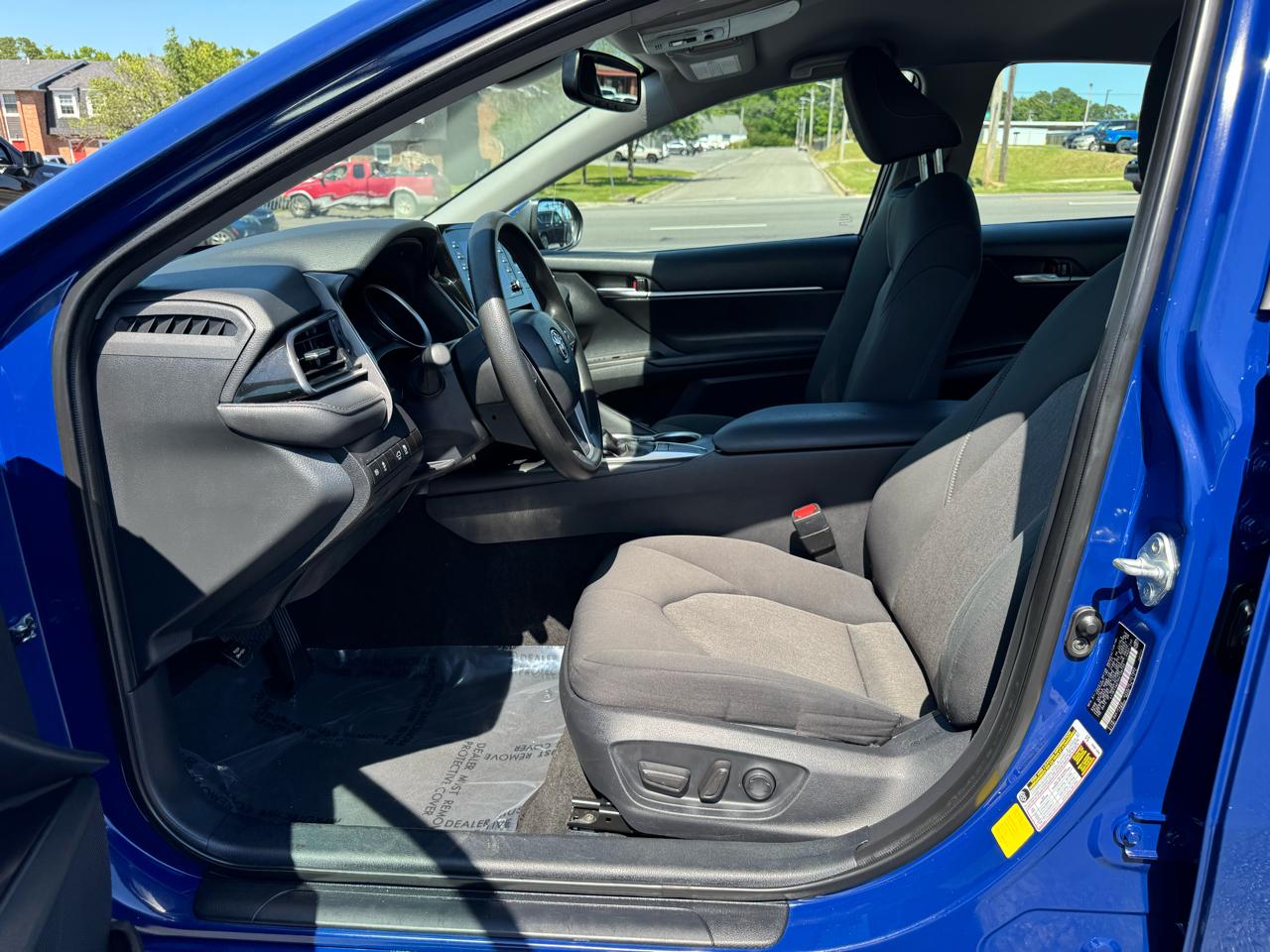 Toyota Camry LE Auto (Natl) 2023