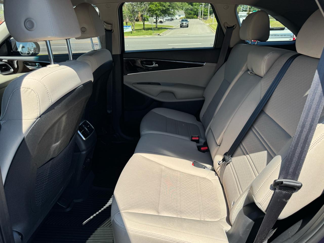 Kia Sorento LX FWD 2020