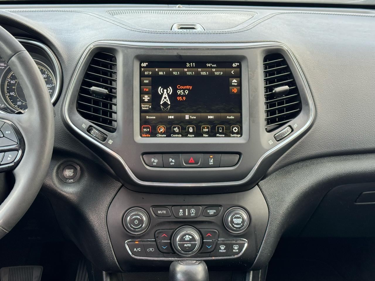 Jeep Cherokee Altitude Lux 4x4 2023