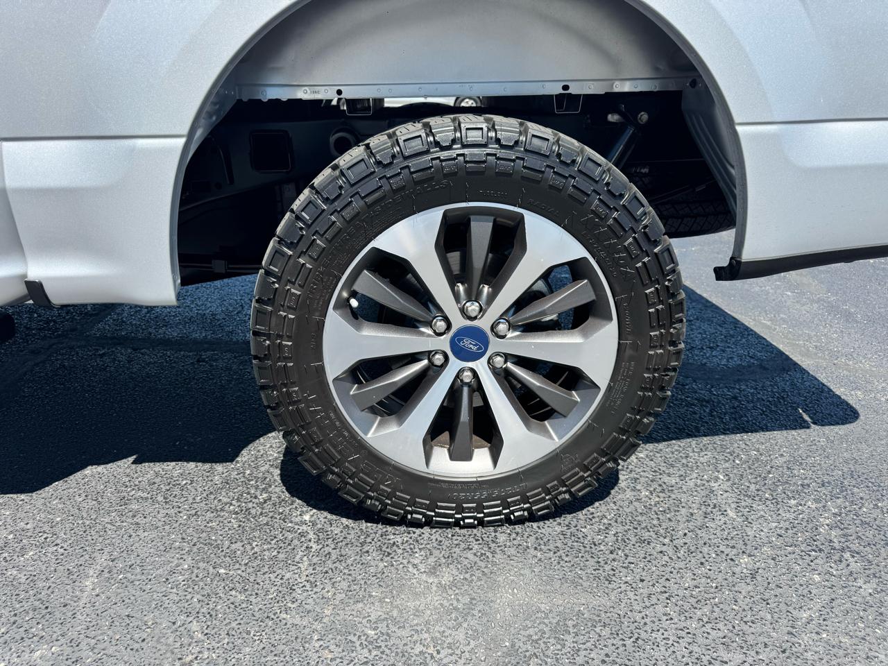 Ford F-150 STX SuperCab 5.5-ft. Bed 4WD 2019