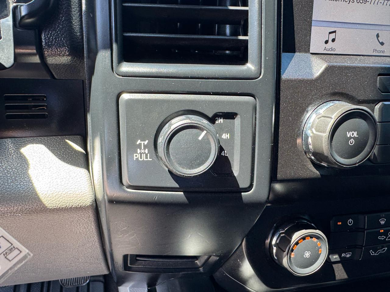Ford F-150 STX SuperCab 5.5-ft. Bed 4WD 2019