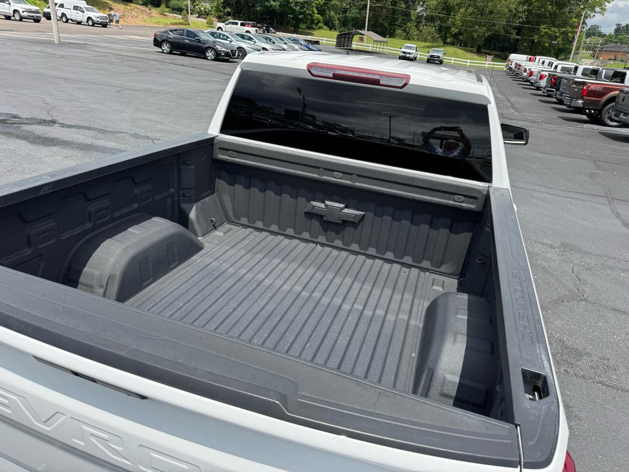 Chevrolet Silverado 1500 4WD Crew Cab 147" RST 2021