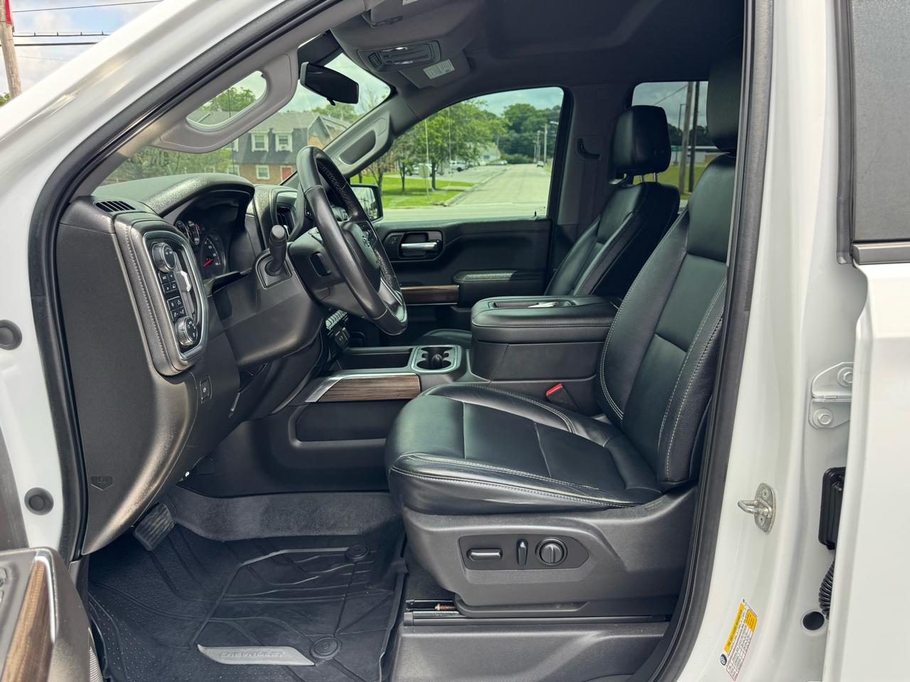 Chevrolet Silverado 1500 4WD Crew Cab 147" RST 2021