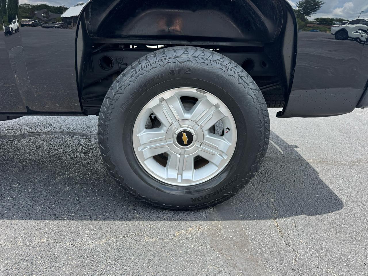 Chevrolet Silverado 1500 4WD Ext Cab 143.5" LT 2011