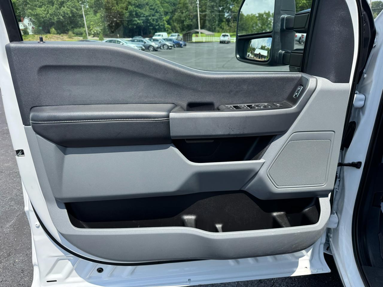 Ford Super Duty F-250 SRW King Ranch 4WD Crew Cab 8' Box 2024