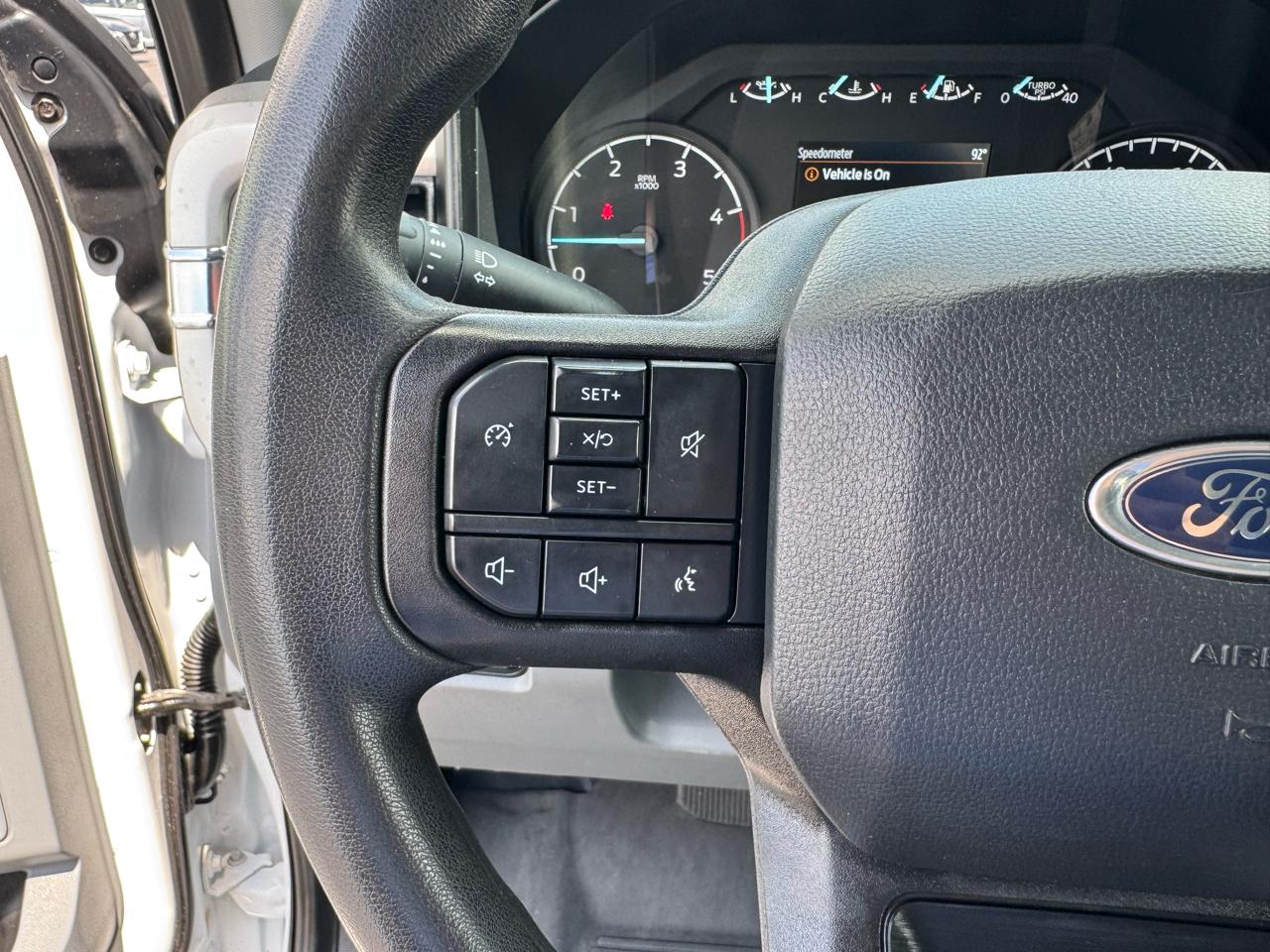 Ford Super Duty F-250 SRW King Ranch 4WD Crew Cab 8' Box 2024