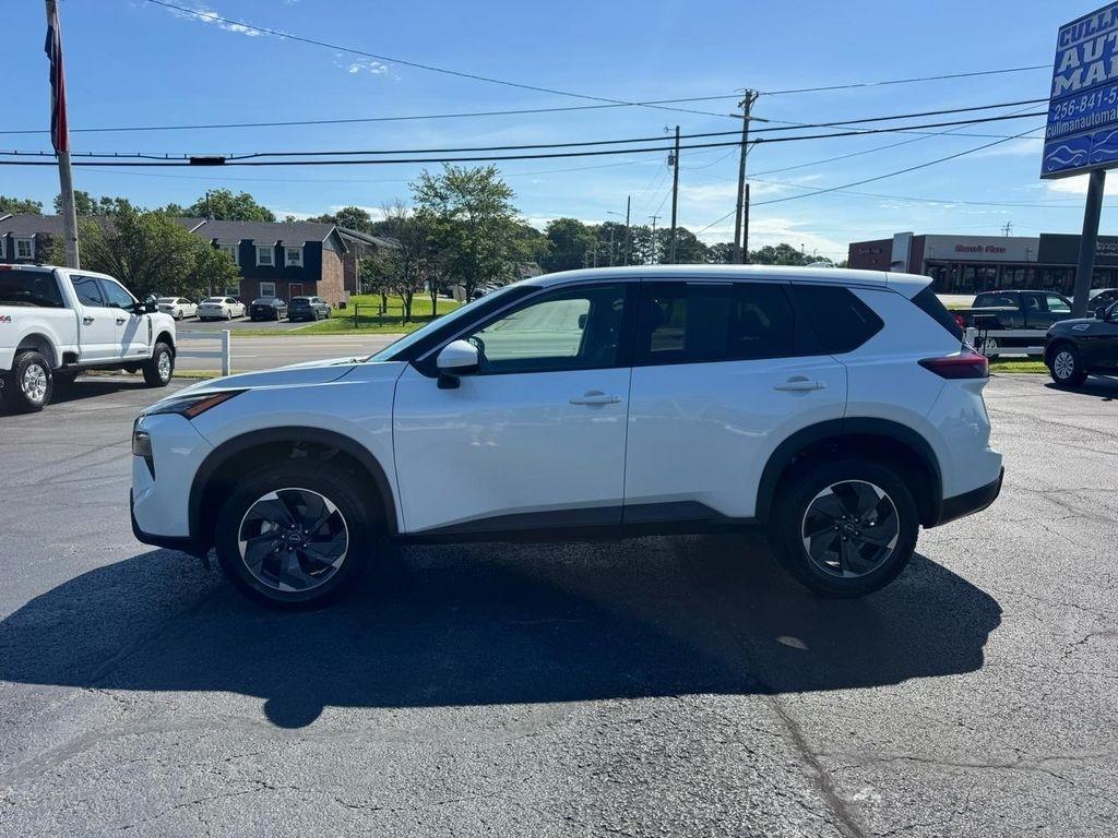 Nissan Rogue FWD SV 2024