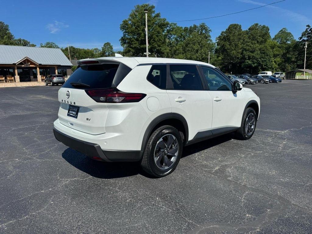 Nissan Rogue FWD SV 2024