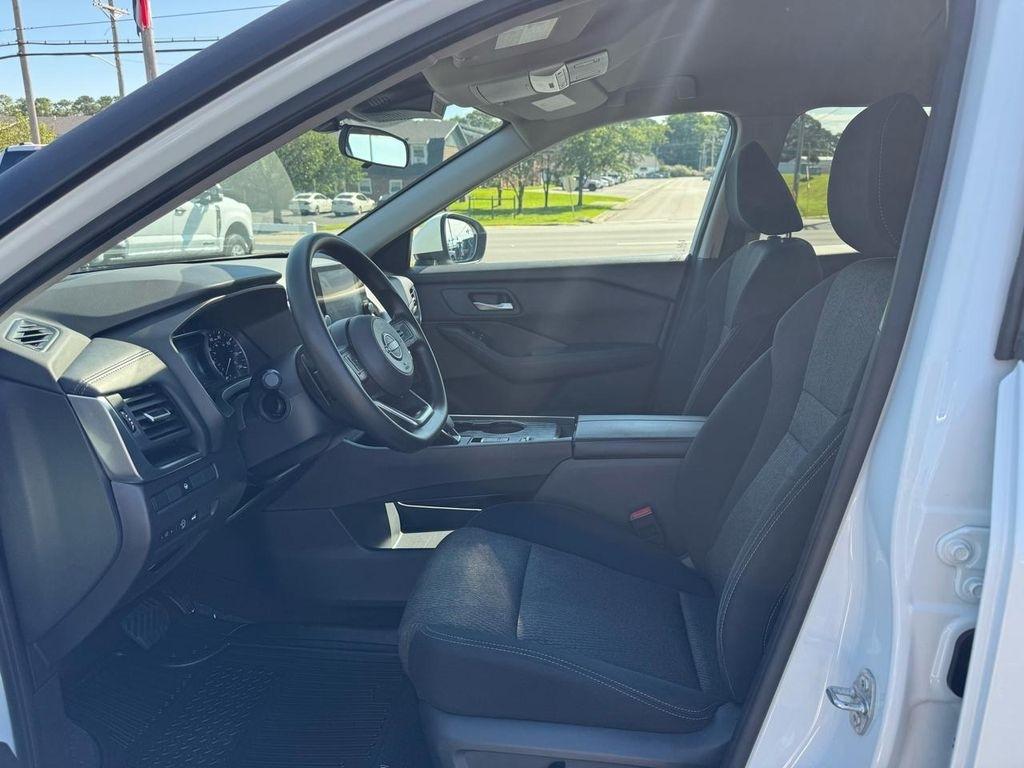 Nissan Rogue FWD SV 2024