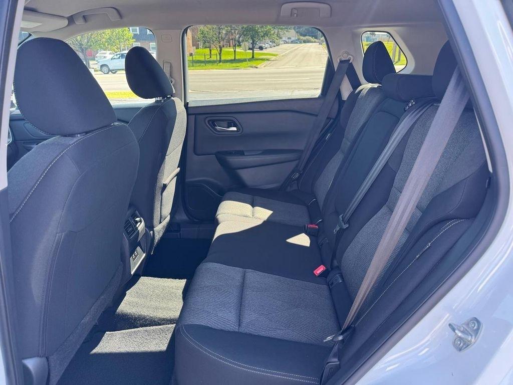 Nissan Rogue FWD SV 2024