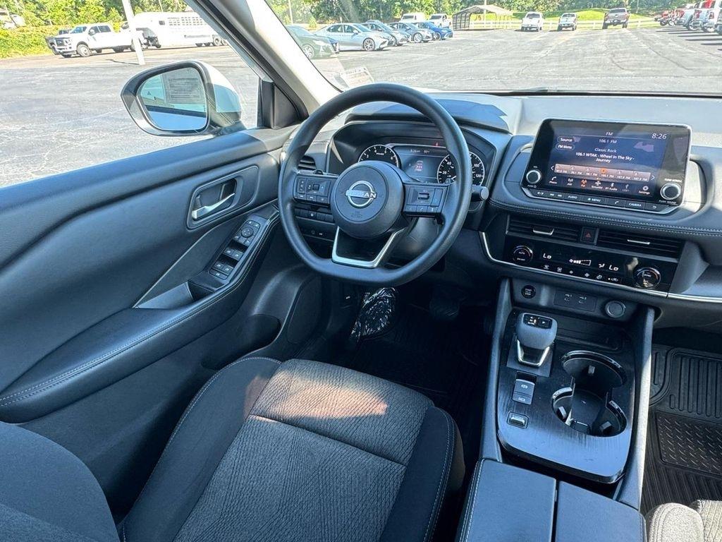 Nissan Rogue FWD SV 2024