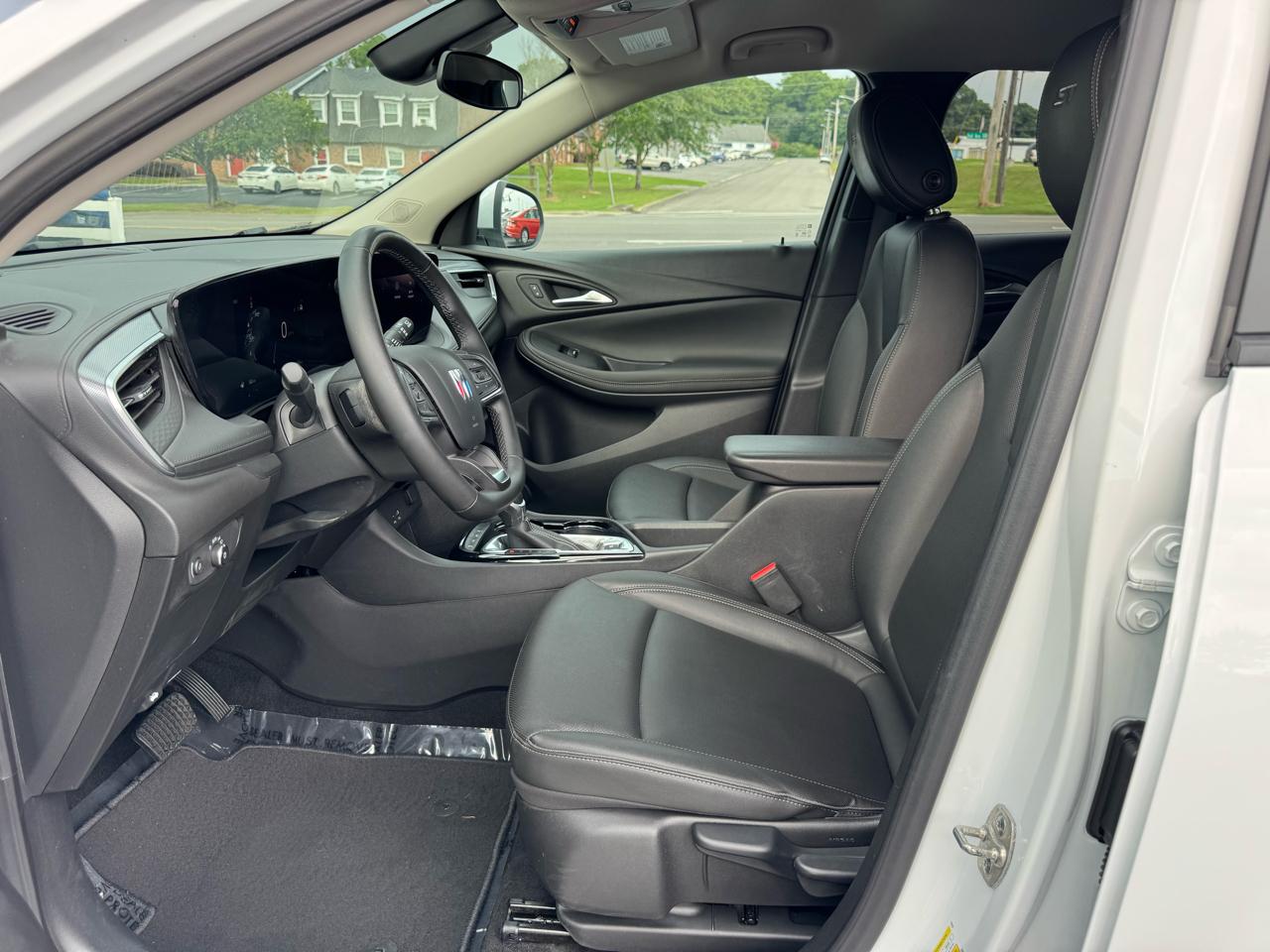 Buick Encore GX AWD 4dr Sport Touring 2024