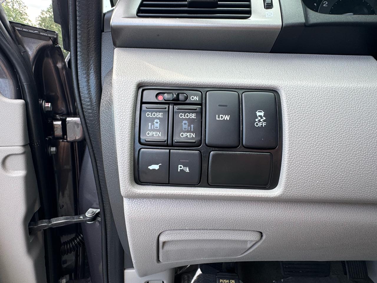 Honda Odyssey 5dr Touring Elite 2016