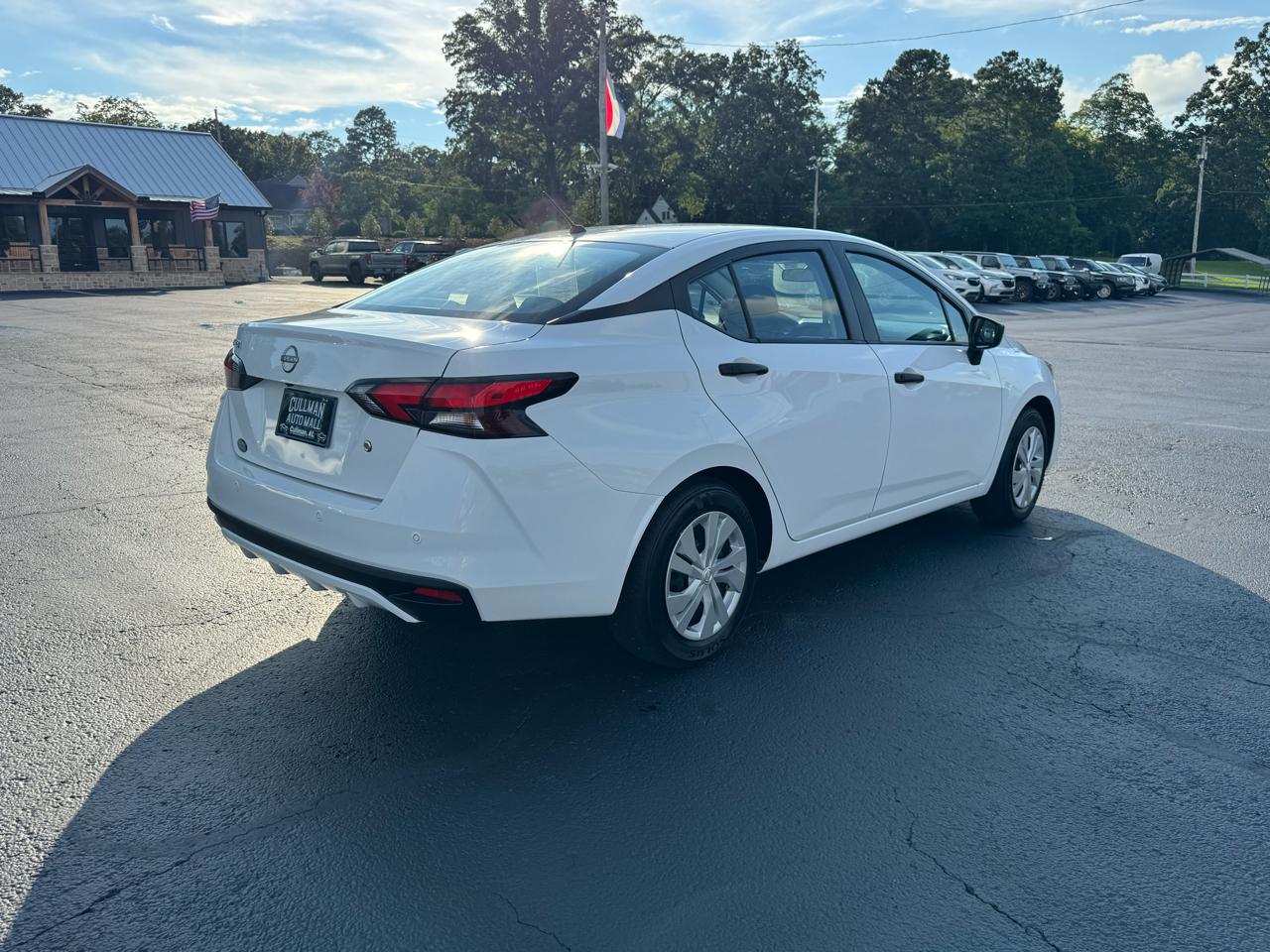 Nissan Versa S Manual 2025