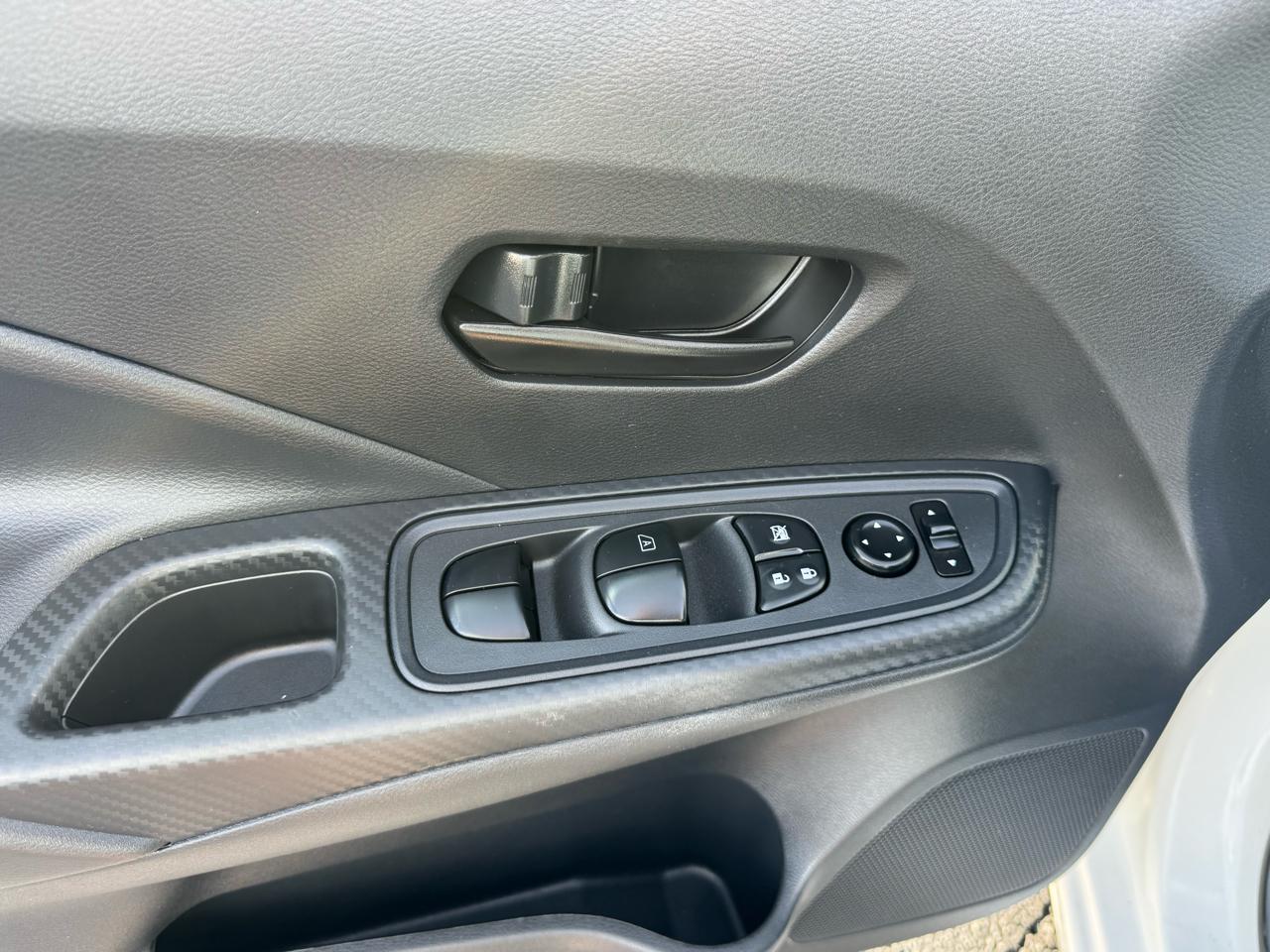 Nissan Versa S Manual 2025