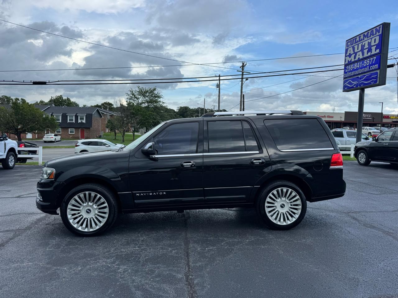 Lincoln Navigator 4WD 4dr 2015