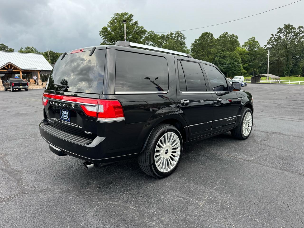 Lincoln Navigator 4WD 4dr 2015