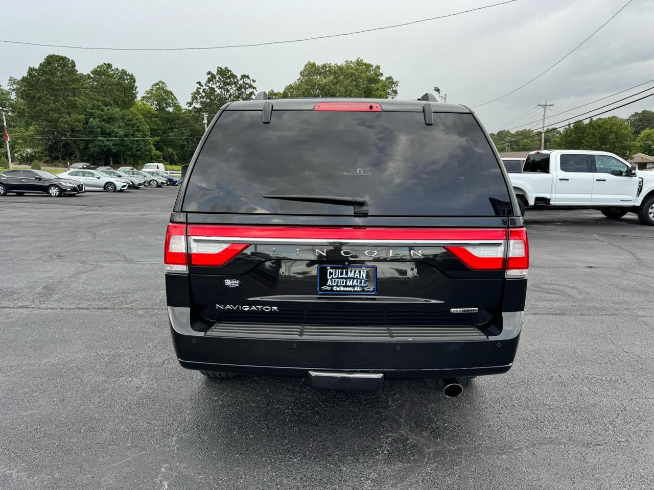 Lincoln Navigator 4WD 4dr 2015