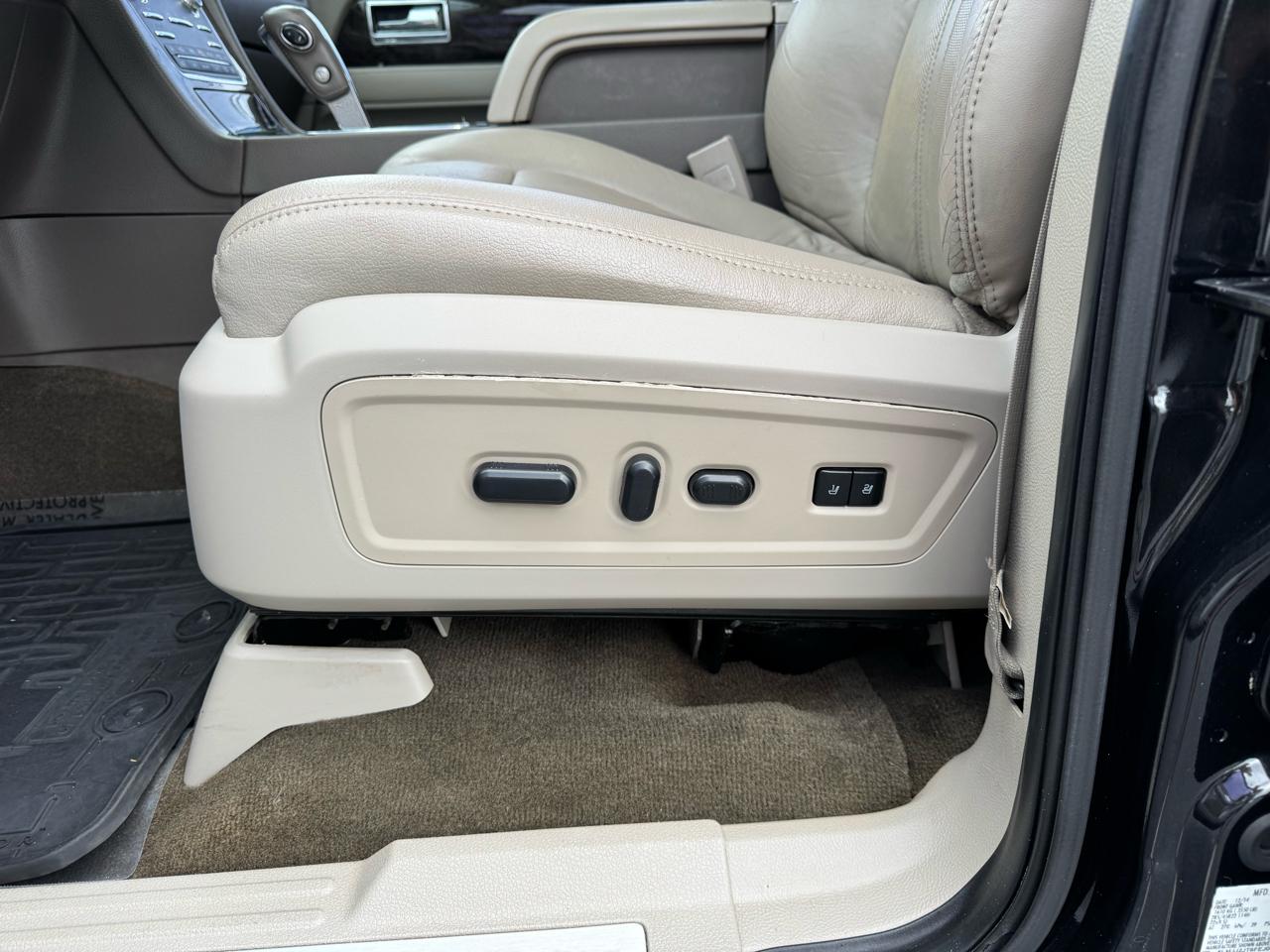 Lincoln Navigator 4WD 4dr 2015