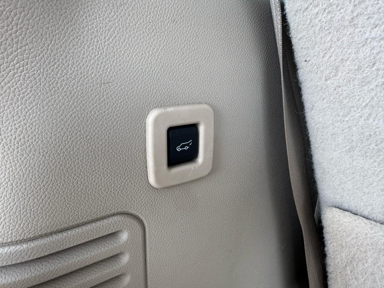 Lincoln Navigator 4WD 4dr 2015