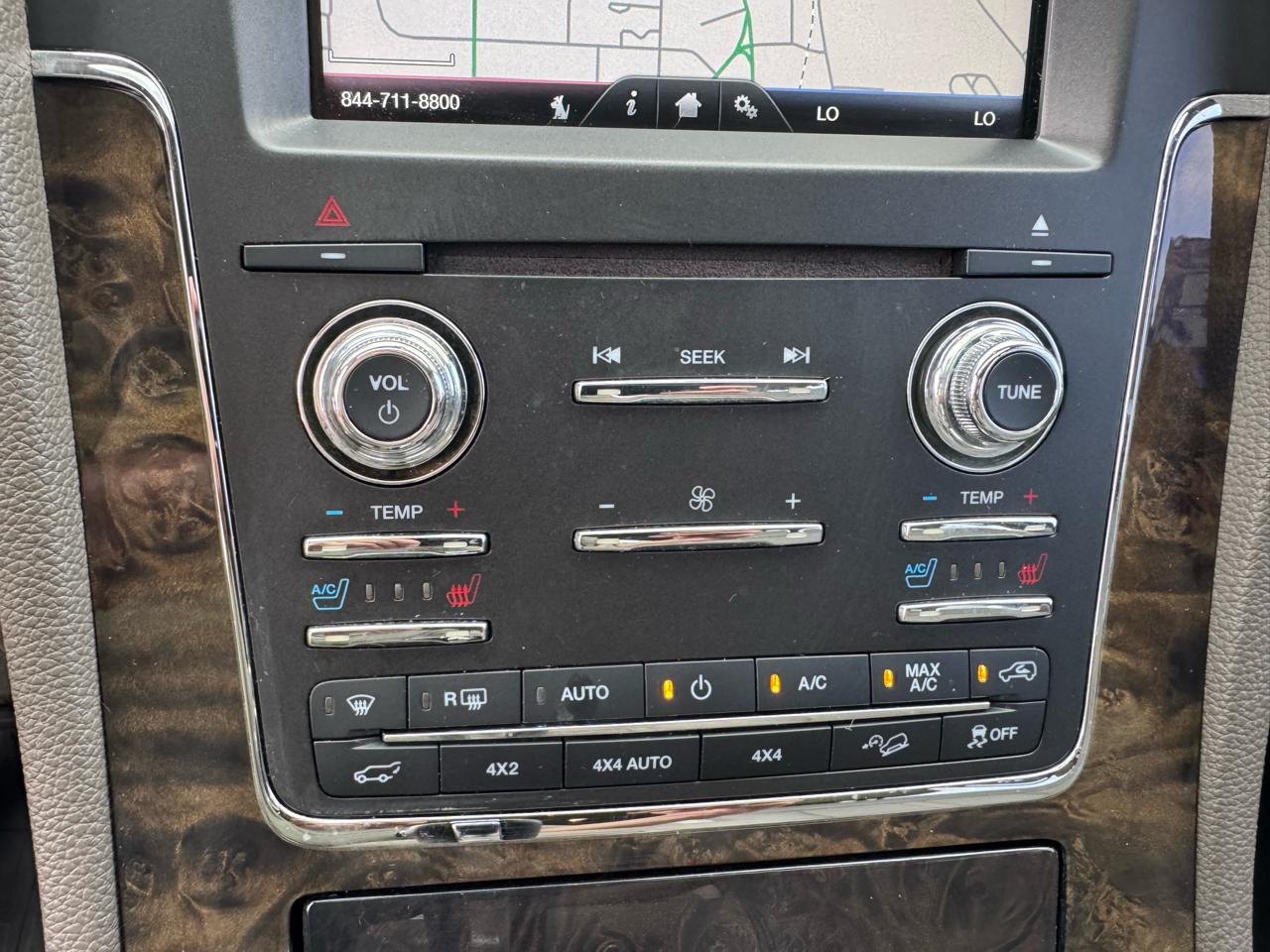 Lincoln Navigator 4WD 4dr 2015