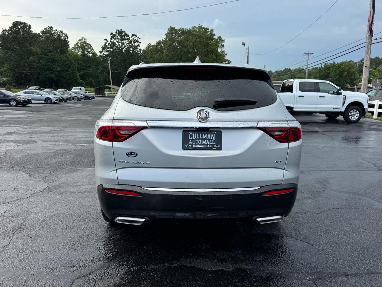 Buick Enclave FWD 4dr Essence 2022