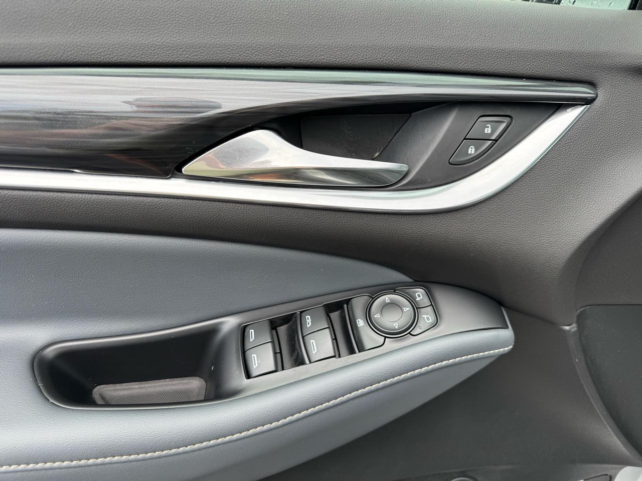 Buick Enclave FWD 4dr Essence 2022