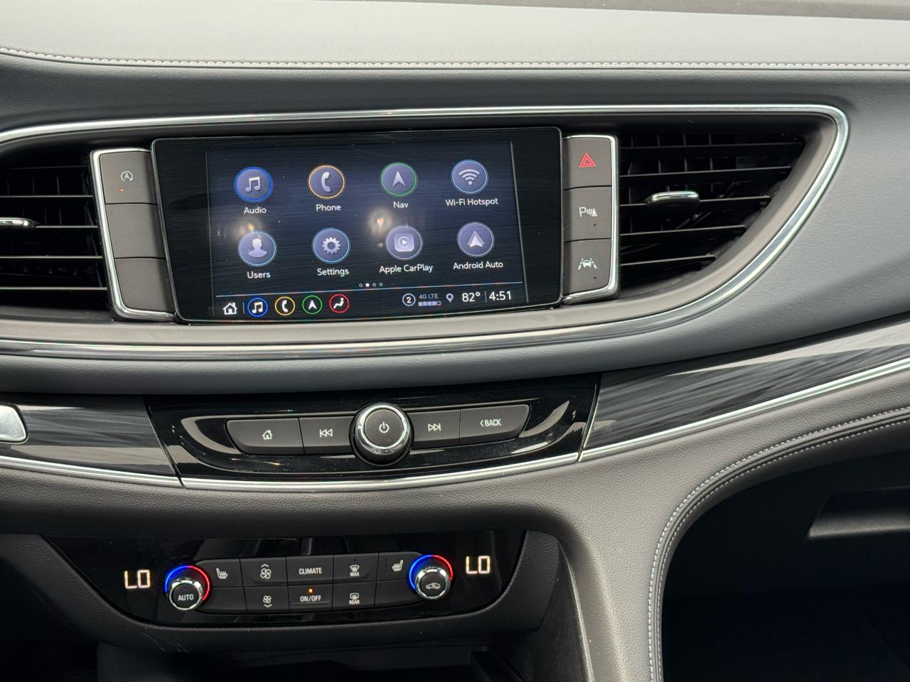 Buick Enclave FWD 4dr Essence 2022