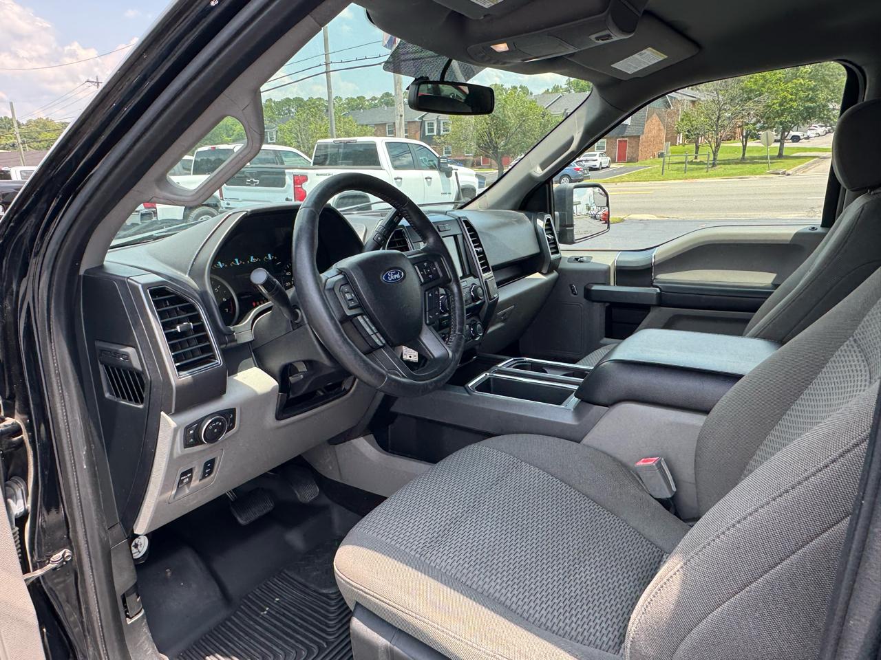 Ford F-150 XLT SuperCab 5.5-ft. Bed 4WD 2018