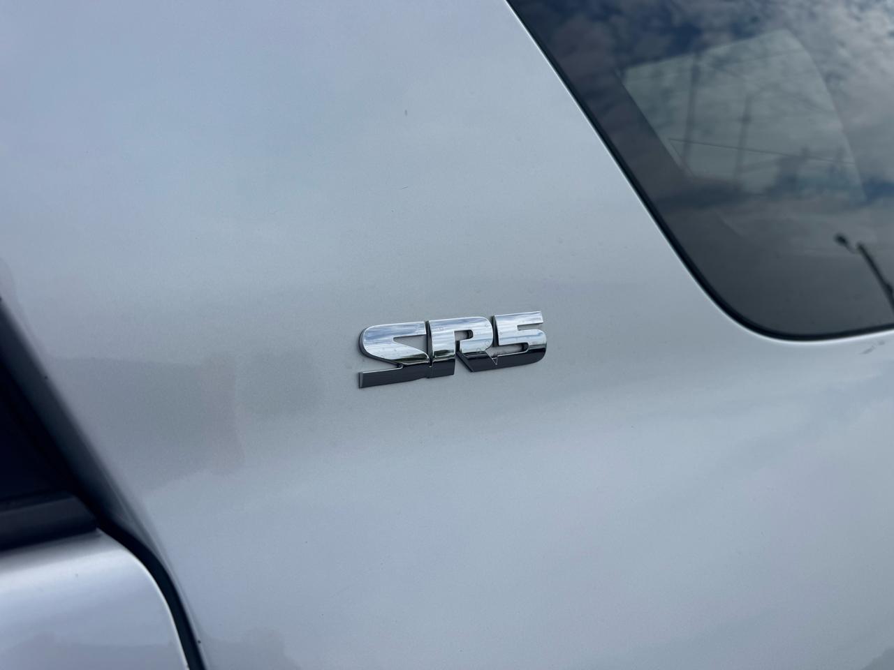 Toyota 4Runner 4WD 4dr V6 Trail Premium (Natl) 2015