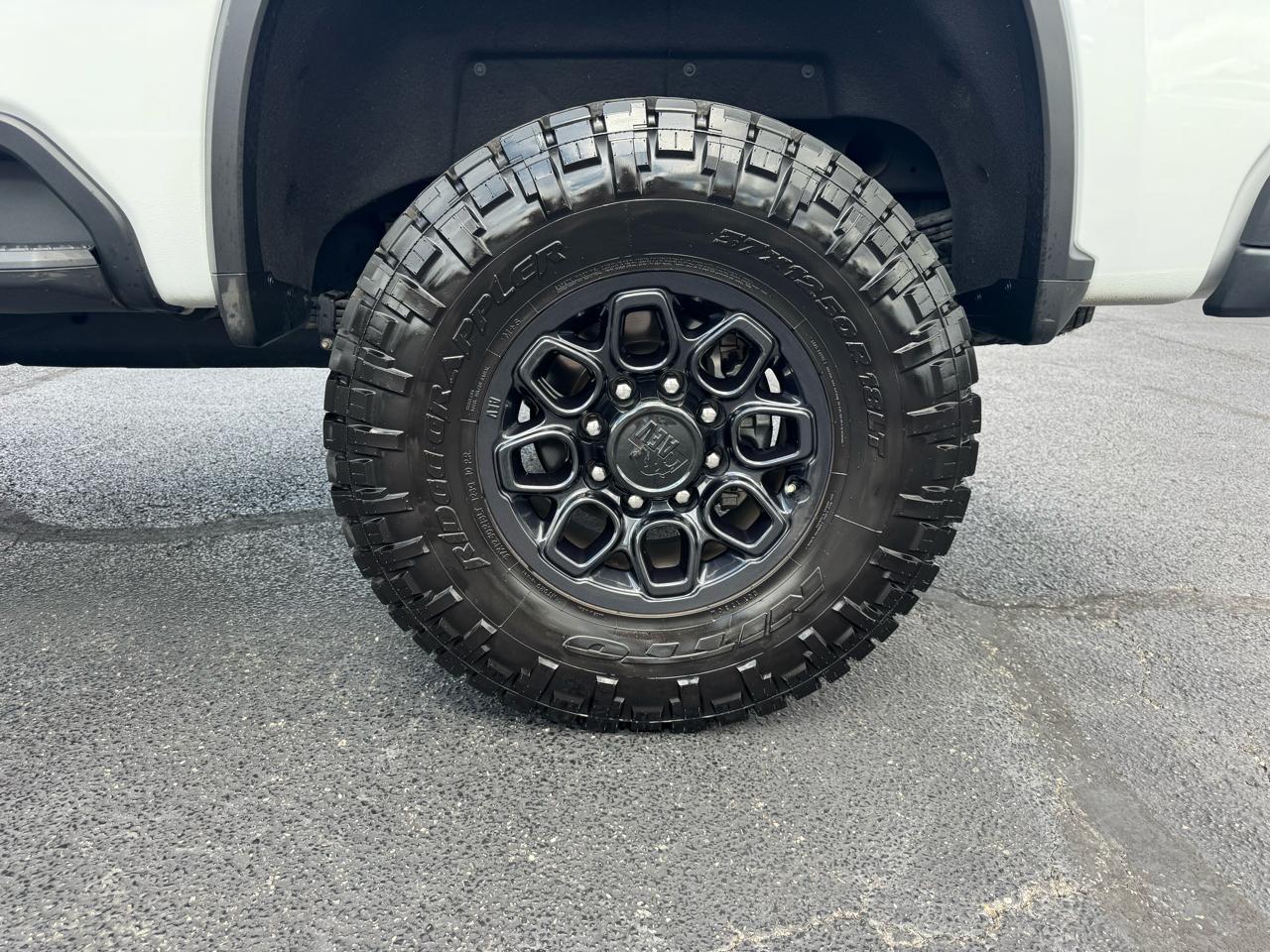 Chevrolet Silverado 2500HD 4WD Crew Cab 159" ZR2 2024