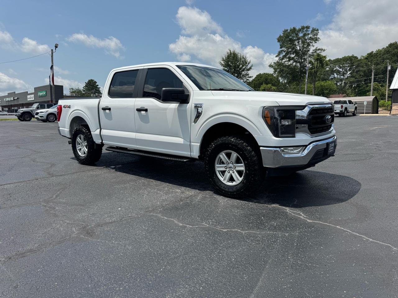 Ford F-150 XLT SuperCrew 4WD 2022