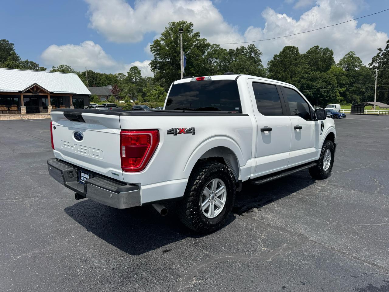 Ford F-150 XLT SuperCrew 4WD 2022