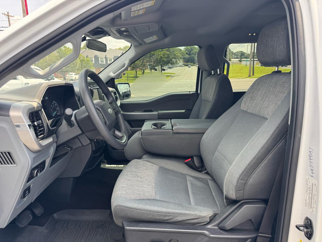 Ford F-150 XLT SuperCrew 4WD 2022