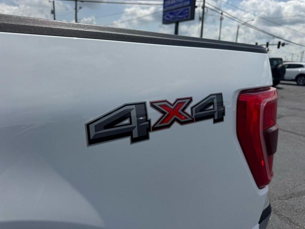 Ford F-150 XLT SuperCrew 4WD 2022