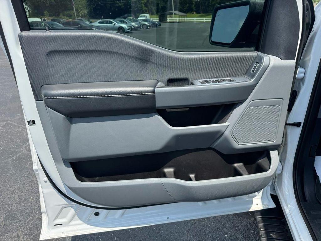 Ford F-150 XLT SuperCrew 4WD 2022