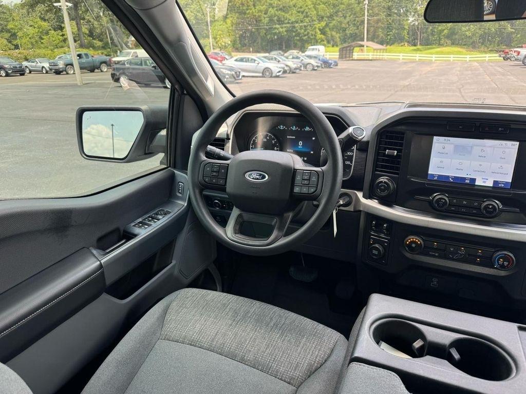 Ford F-150 XLT SuperCrew 4WD 2022